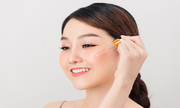 Segudang Manfaat Lumecolors Brightening Serum Concentrate