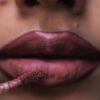 Pilihan Warna Lipstik untuk Kulit Gelap